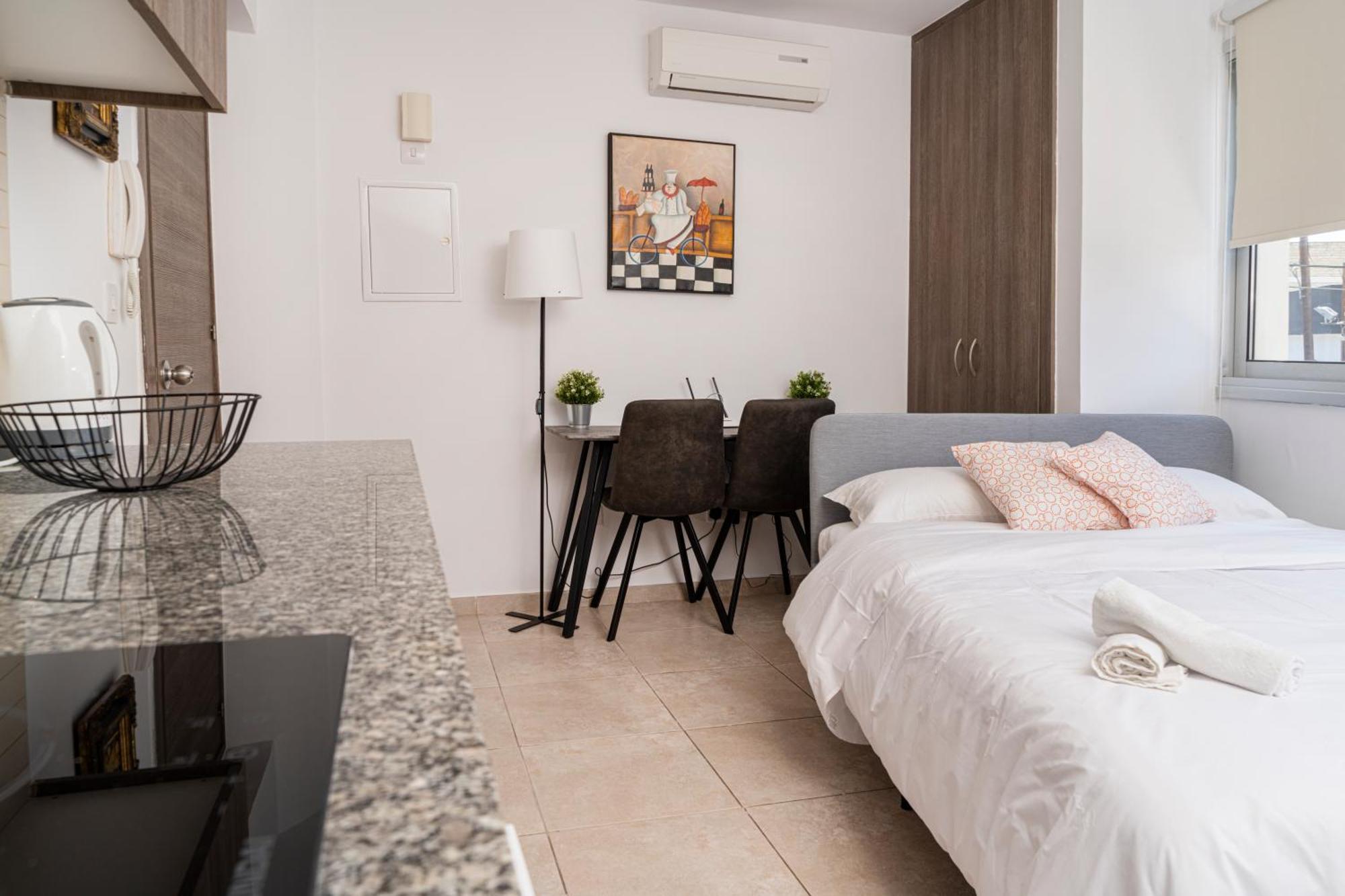 Appartments In The Historic Center Near Beach Limassol Zewnętrze zdjęcie